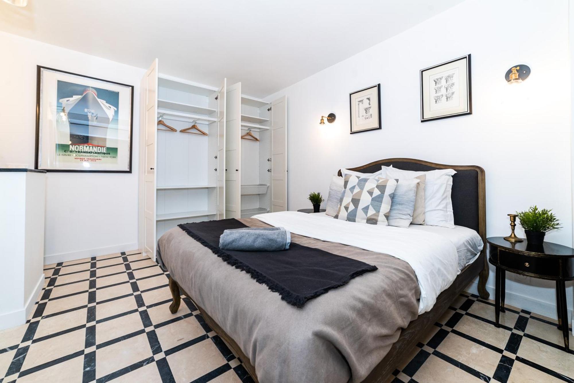 Triplex 50 M2 - Montorgueil & Marais Parigi